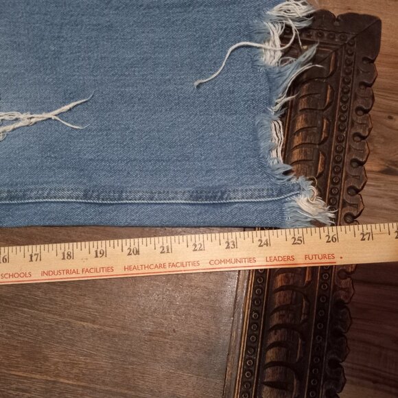 We The Free People Jeans 27 Blue Distressed Raw Maggie Mid Rise Straight Crop - Picture 3 of 5
